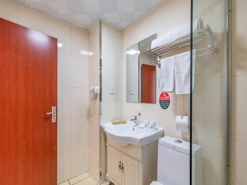 Greentree Inn Liaoning Dalian Development Zone Jinma Road Pedestrian Street Express Hotel Exteriör bild