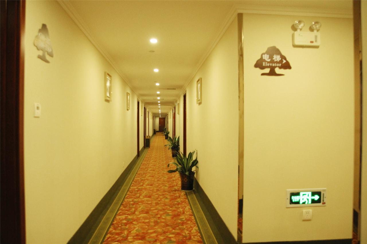 Greentree Inn Liaoning Dalian Development Zone Jinma Road Pedestrian Street Express Hotel Exteriör bild